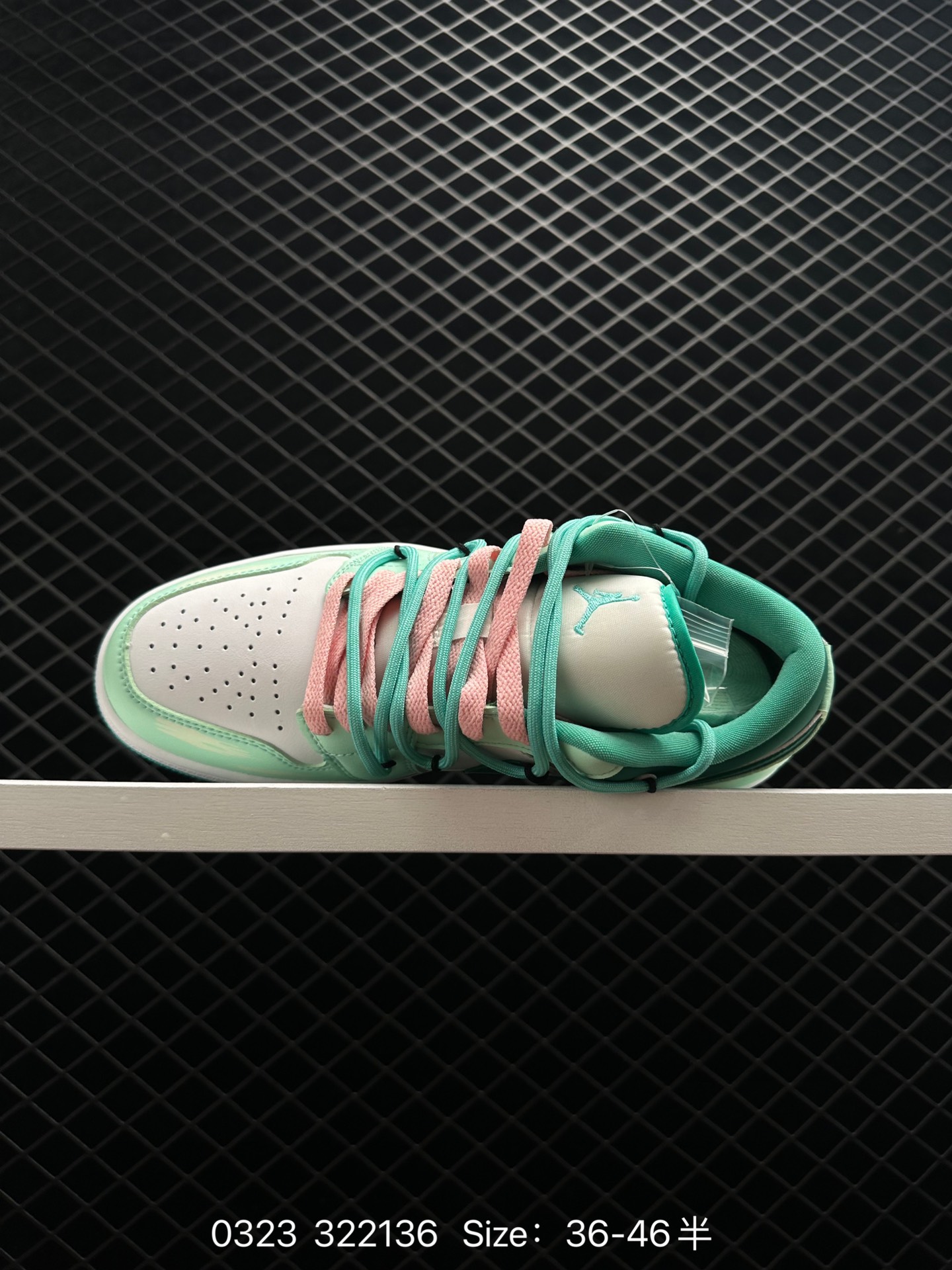 Nike Air Jordan Retro 1 Low  AJ1